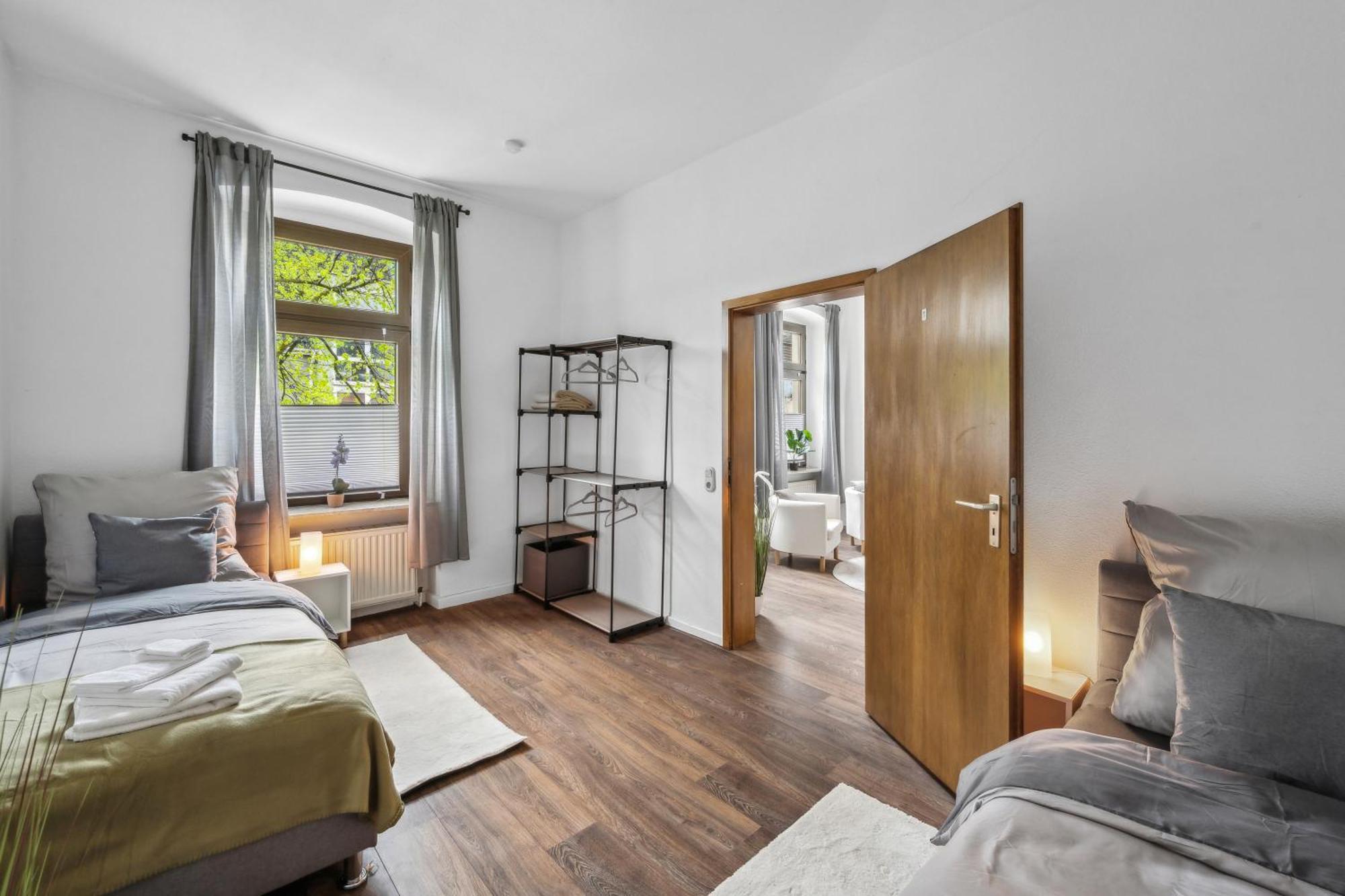 Wupper Home Ii, Top Lage Ideal Fuer Geschaeftsleute, Monteure, Familien, 3 Zimmer, Flachbild-Tv Wuppertal Extérieur photo